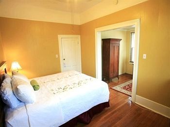 Alpine Inn Hot Springs Bagian luar foto